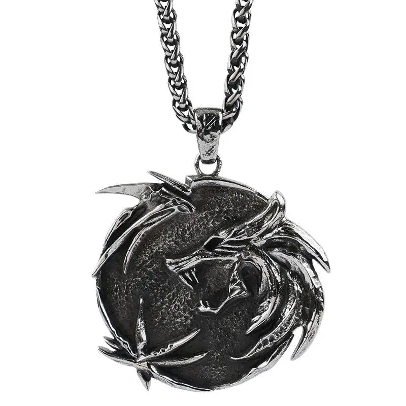 Y2k antique wolf necklace with intricate pendant design - necklaces