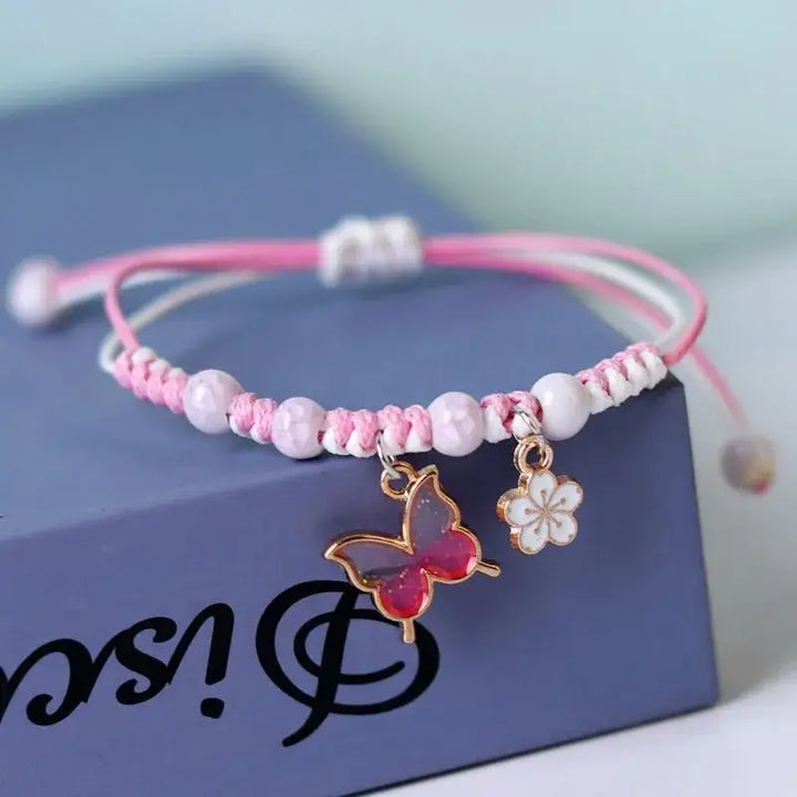 Animal shapes rounded necklace with adorable zinc alloy charms - 14