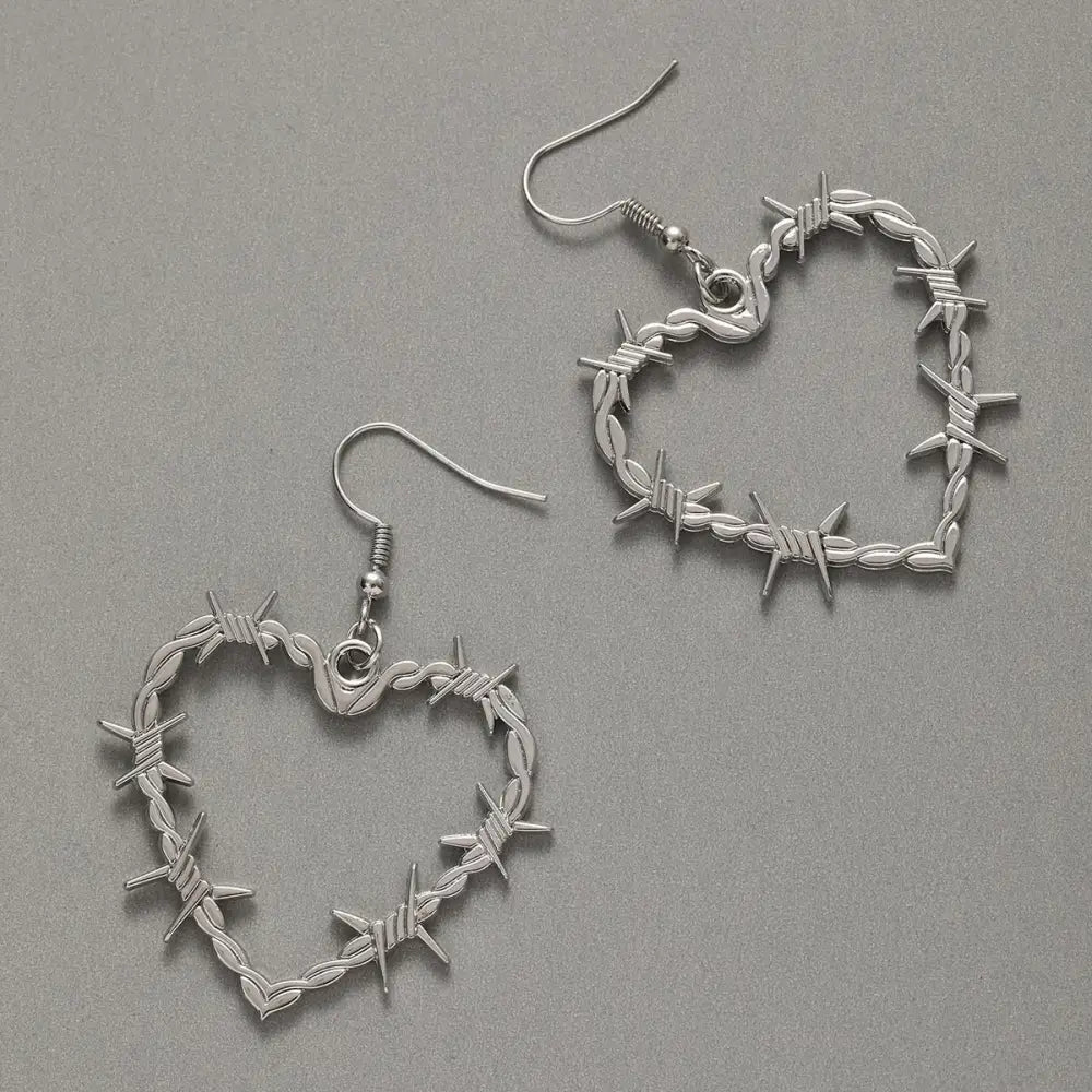 Barbed wire heart earrings for a grandmacore aesthetic - earrings