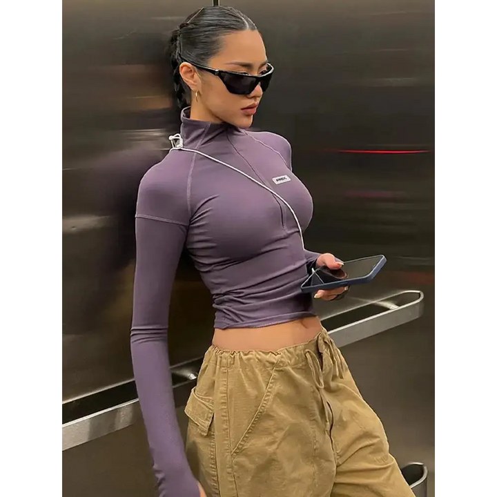 Bodycon half zip top for a modern y2k-inspired look