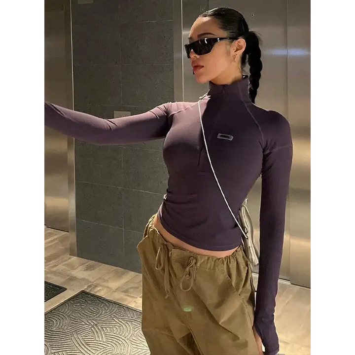 Bodycon half zip top for a modern y2k-inspired look