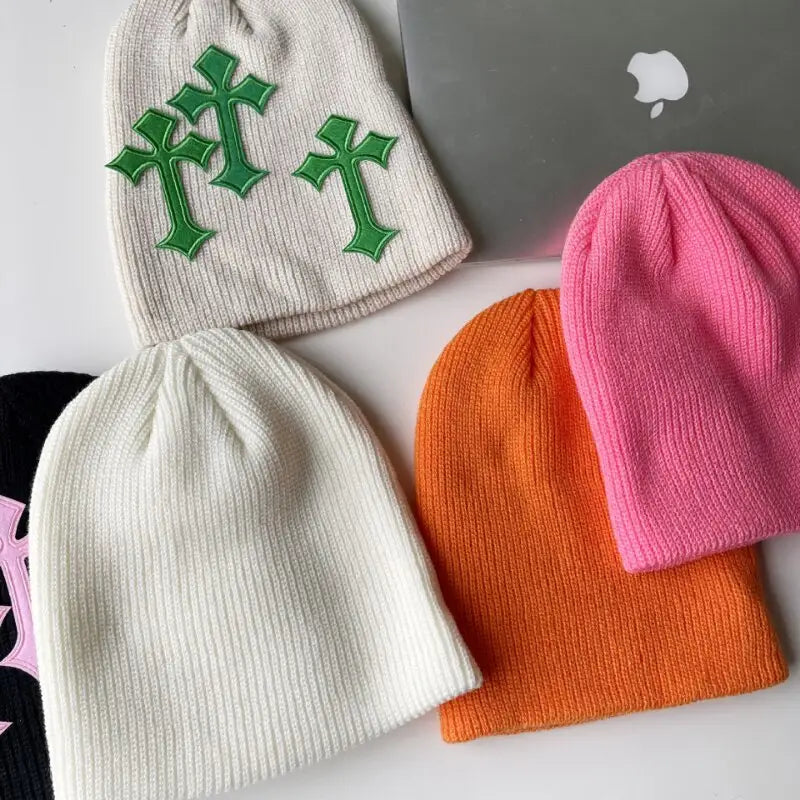 Y2k cross beanie – essential streetwear