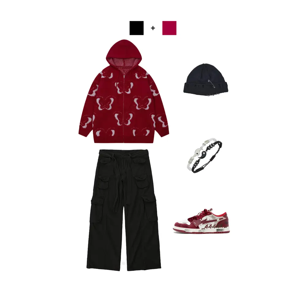 un sweat à capuche rouge, un pantalon black et des baskets