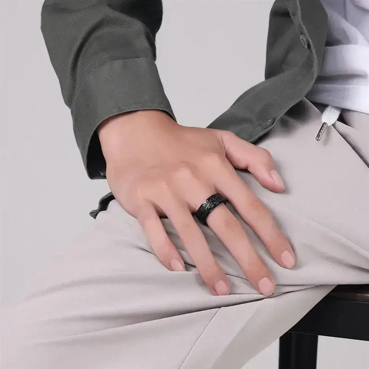 Y2k vintage sculpted eyes stainless steel ring for elegant style - rings