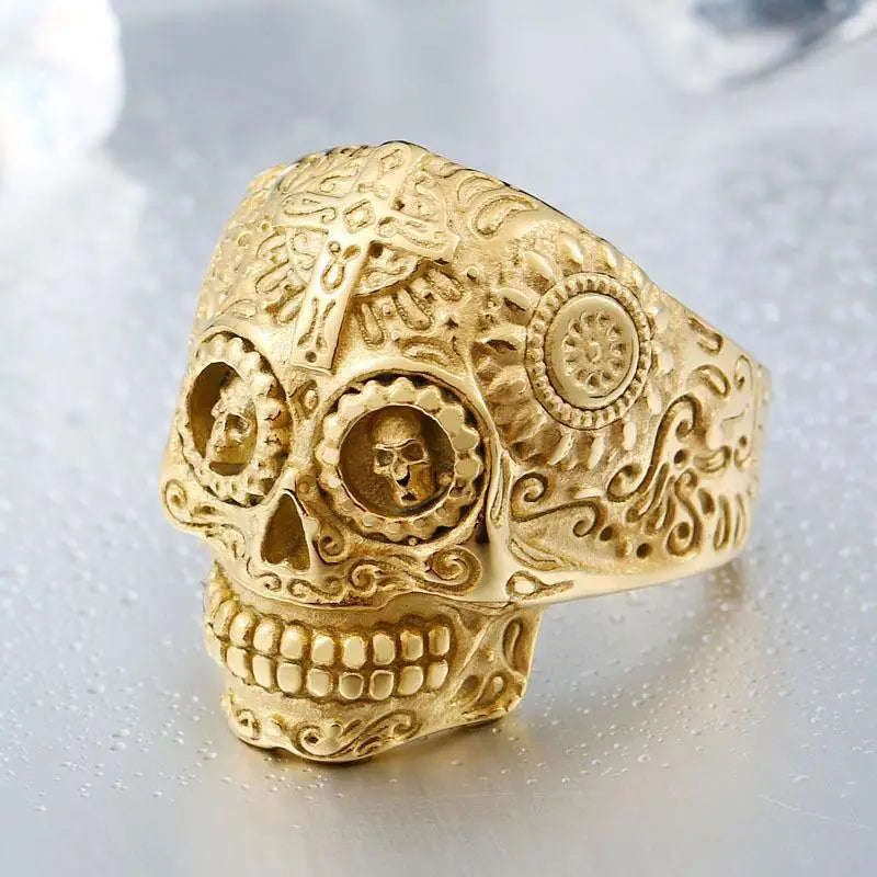 Y2k carved temple skull ring in durable titanium steel - all gold. / 54 mm - rings