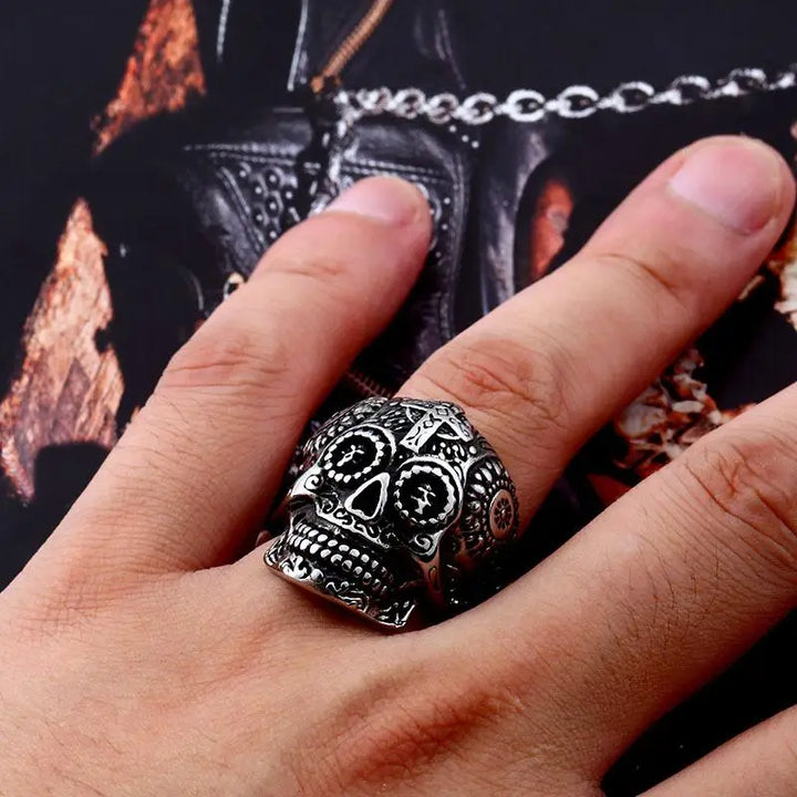 Y2k carved temple skull ring in durable titanium steel - rings