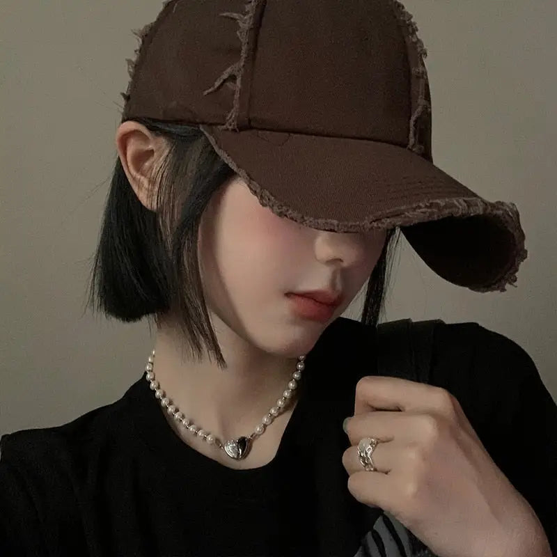 Grunge y2k cap to enhance your urban style - brown