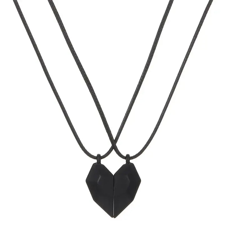Collier y2k pour couples avec cœurs magnétiques - black - necklaces