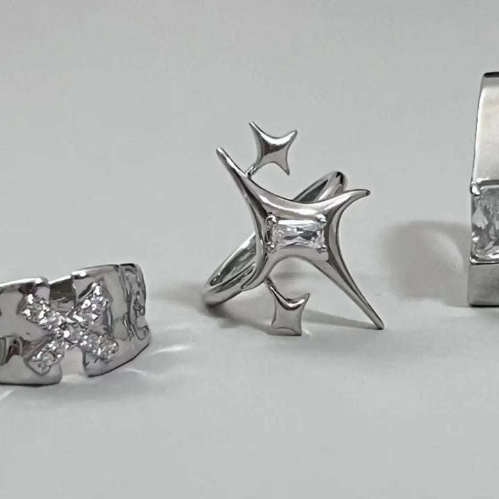 Y2k irregular crystal rings with unique star design