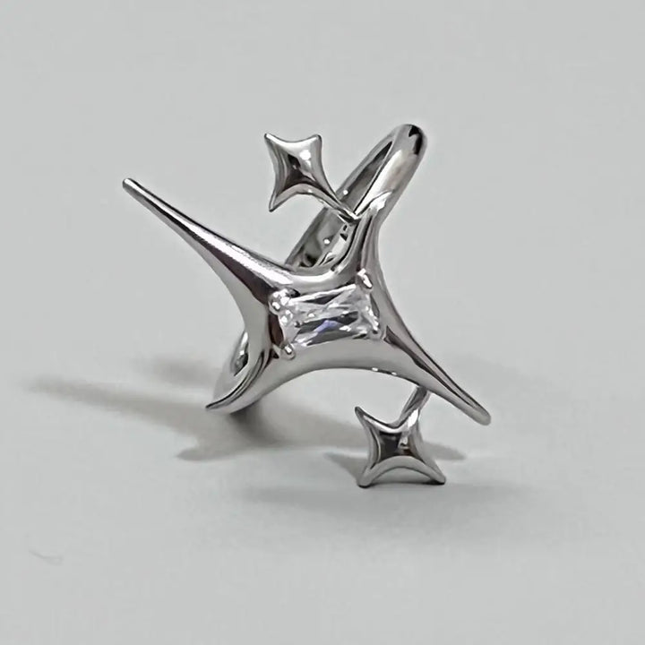 Y2k irregular crystal rings with unique star design - shape