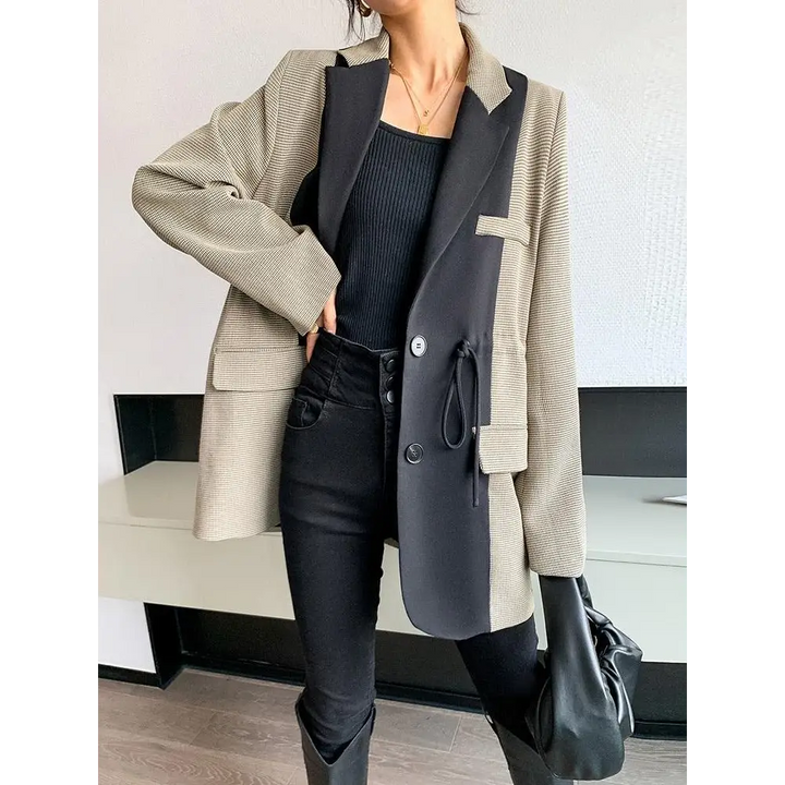 Light brown and black blazer for dark academia aesthetic