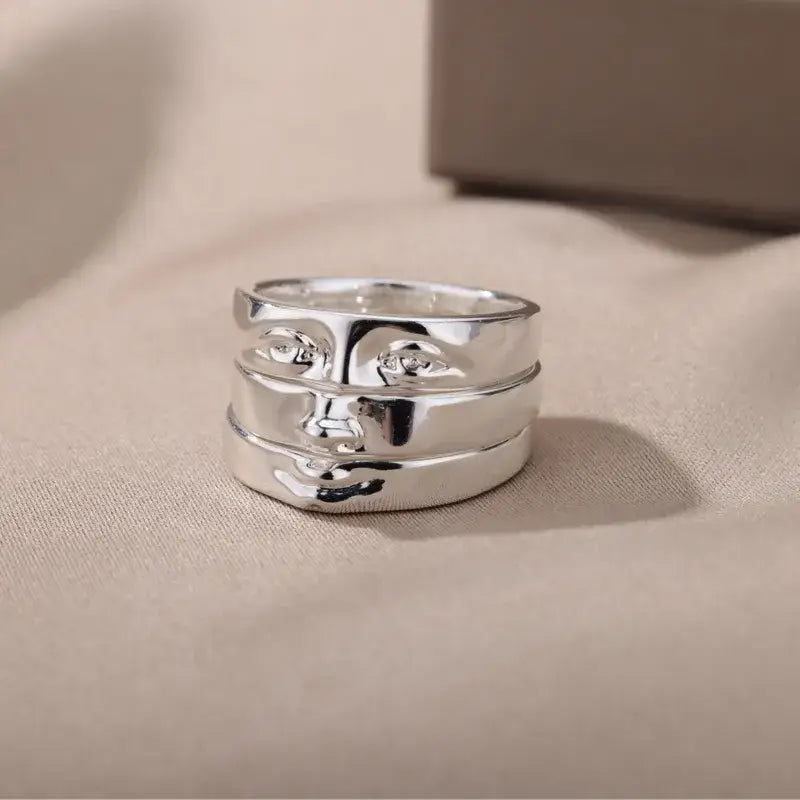 Luxurious stainless steel ring for style and sophistication - silver / 7 - rings