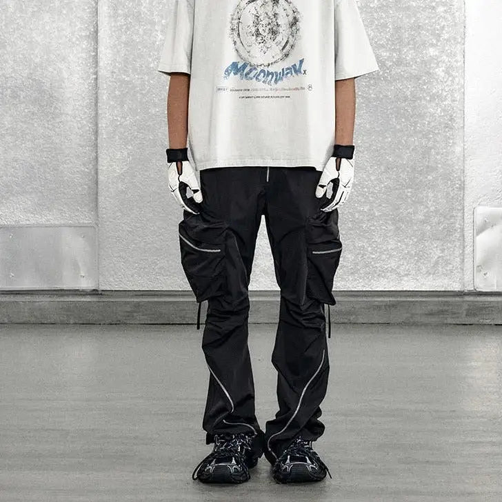 Gorpcore pants: y2k style and maximum movement