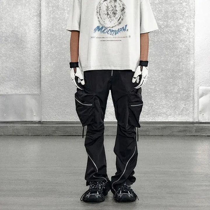 Gorpcore pants: y2k style and maximum movement