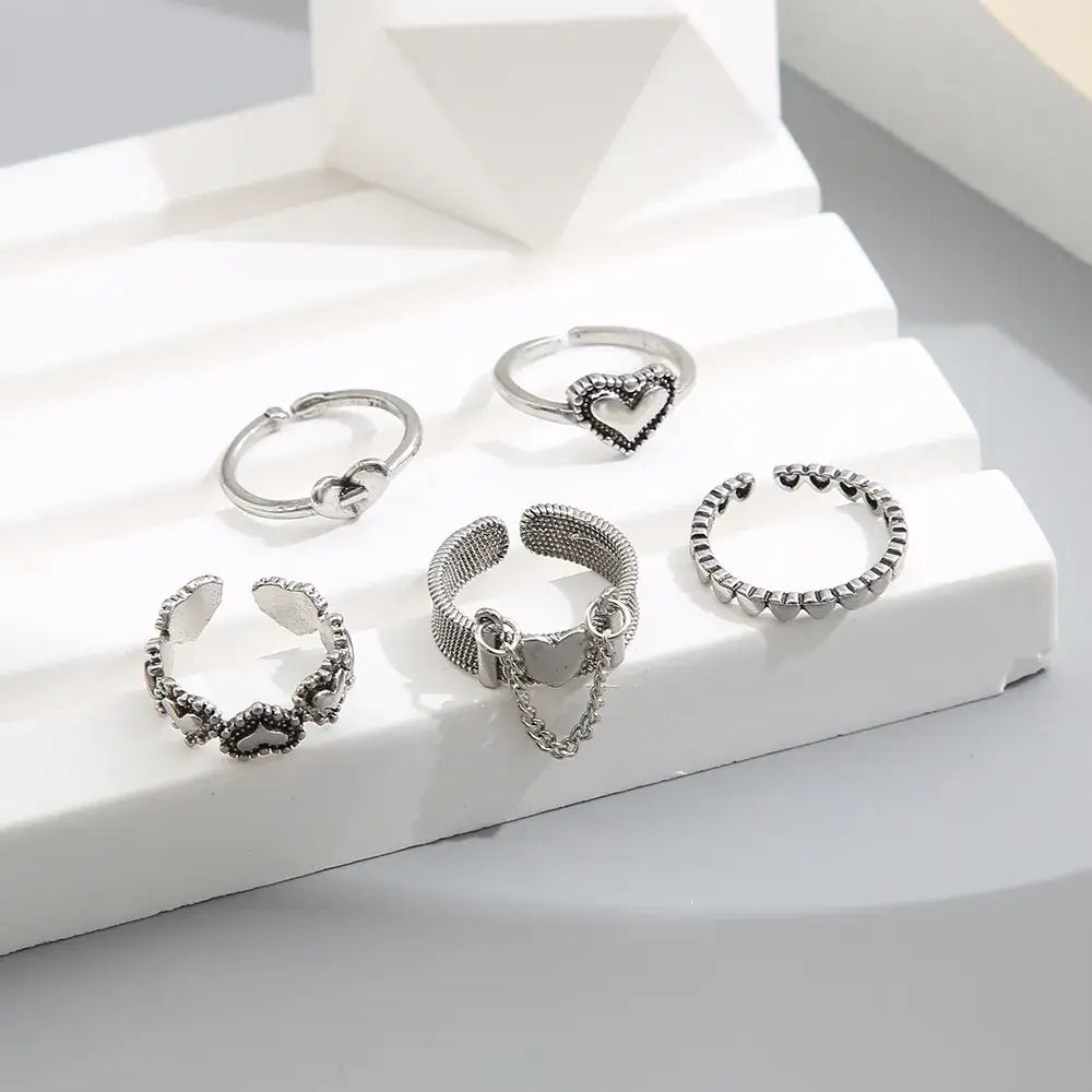 Y2k heart set rings with chains for trendy streetwear