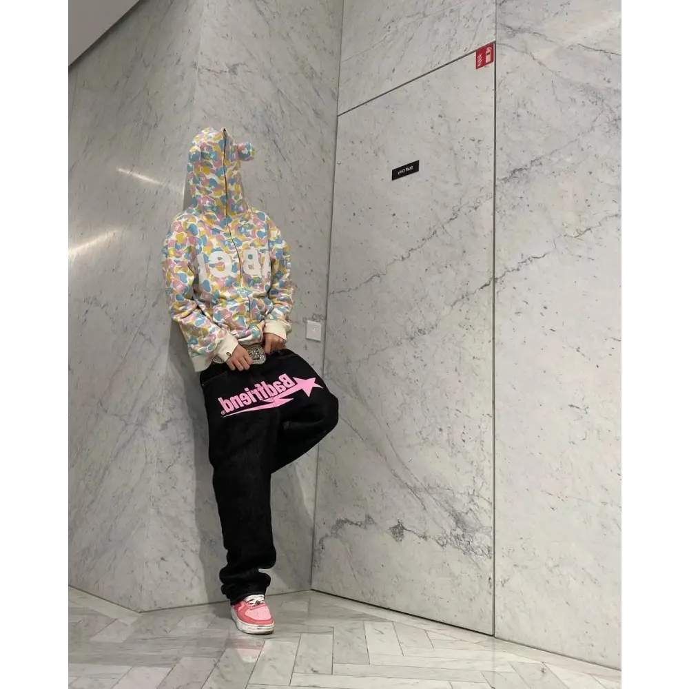 Avant-garde jeans with exclusive writing