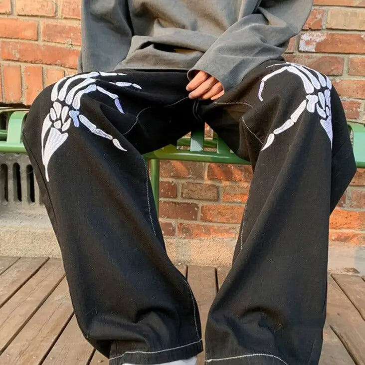 Baggy skull y2k jeans for a unique streetwear style