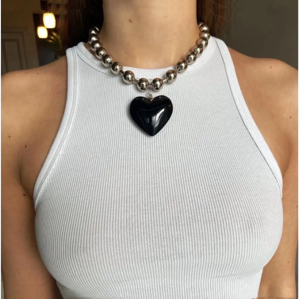 Heart pendant necklace in elegant metal design - 7 - necklaces