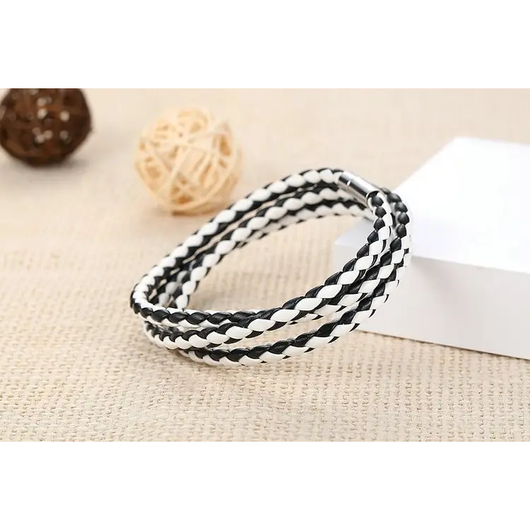 Y2k bracelet with adjustable long chain for any outfit - necklace