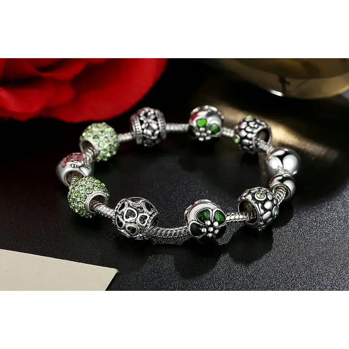 Flower silver plated necklace with zinc alloy and crystal accents