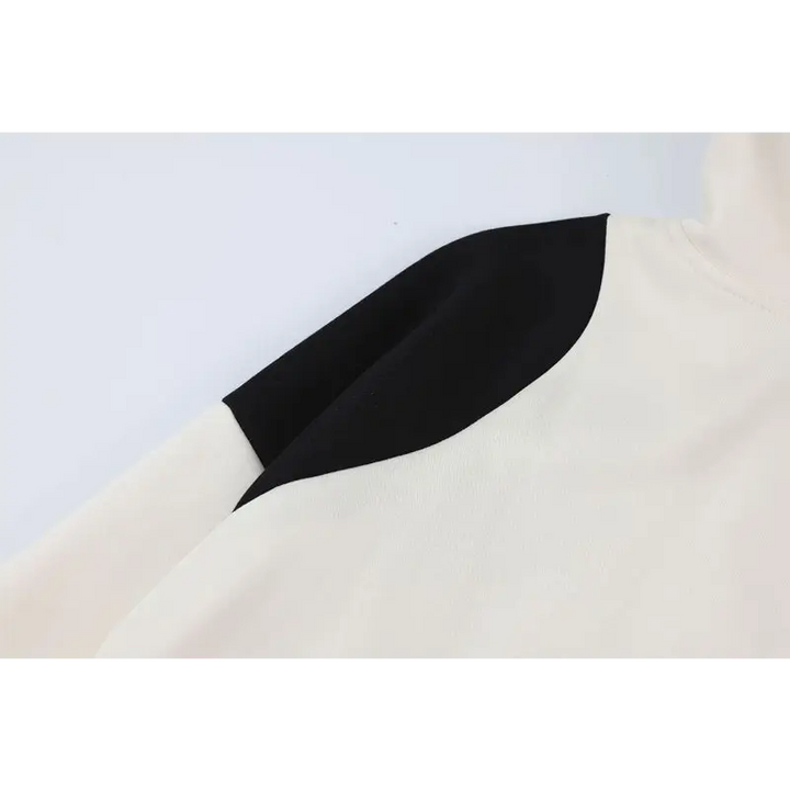 Retro sports hoodie - must-have item for avant-garde fashion - hoodies