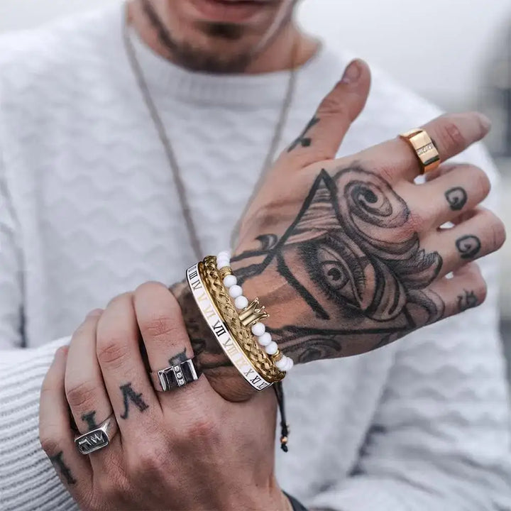 Y2k stainless steel crown bracelet with cubic zirconia elegance - necklace