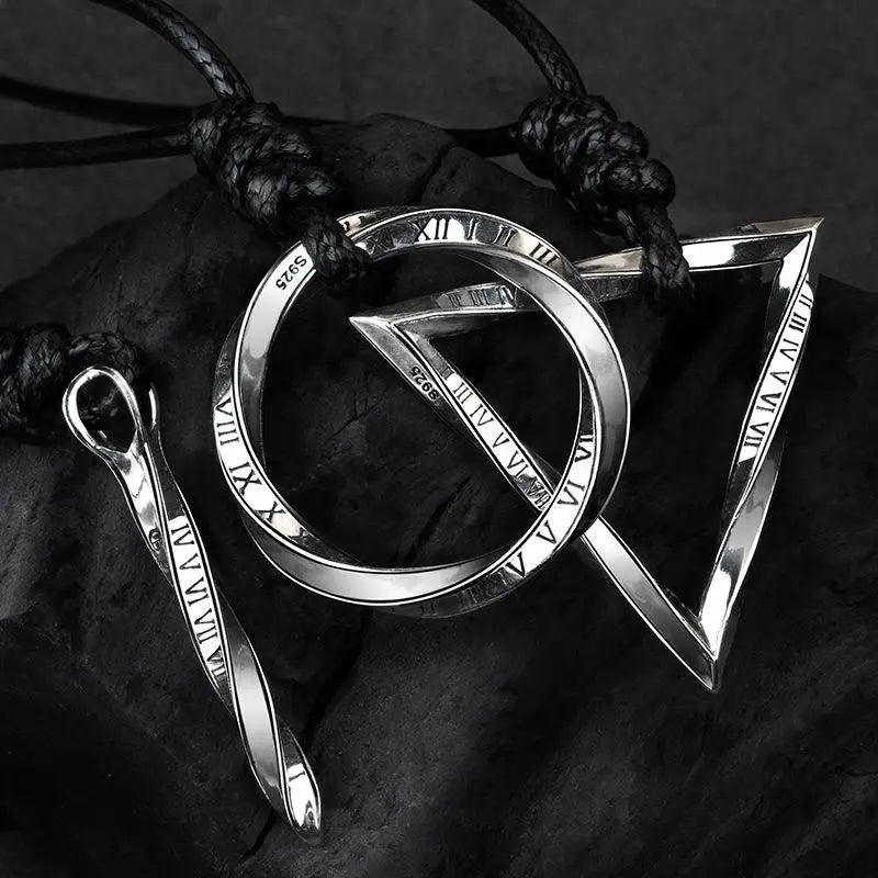 Y2k silver ring necklace with space-time arrow design - necklaces