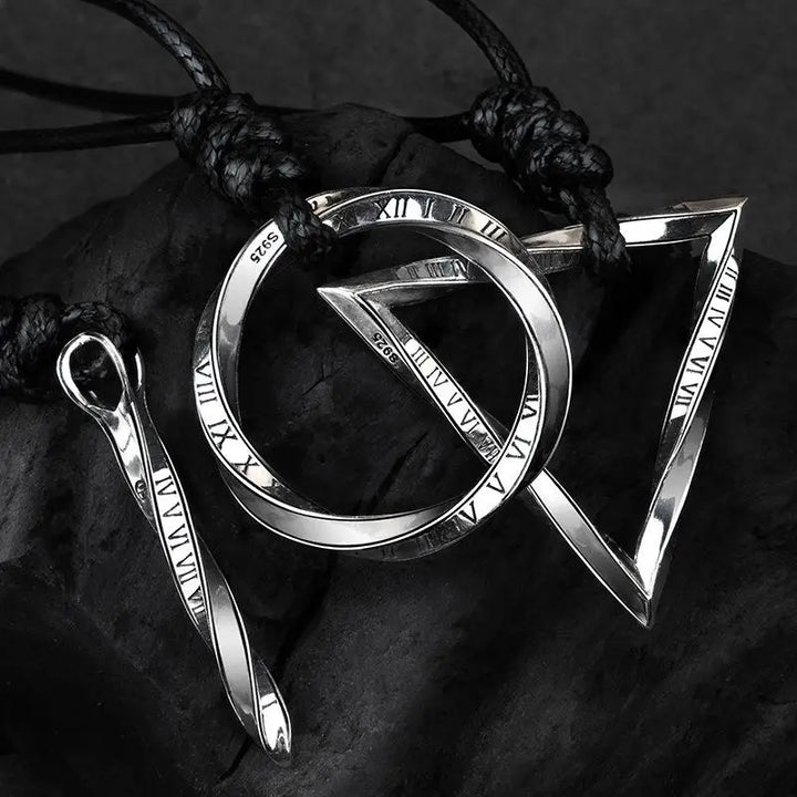 Y2k silver ring necklace with space-time arrow design - necklaces