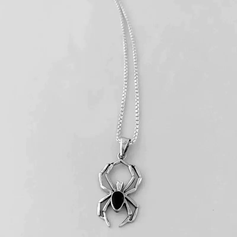 Y2k spider necklace with vibrant geometric pattern and copper alloy accents - silver / 45cm - necklaces
