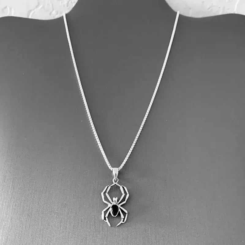 Y2k spider necklace with vibrant geometric pattern and copper alloy accents - silver / 45cm - necklaces