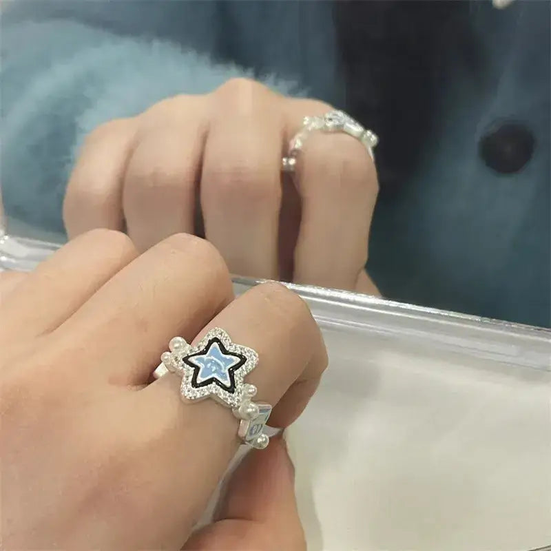 Y2k star adjustable rings from the streetwear collection - 2 / resizable