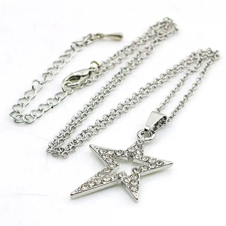 Y2k star pendant necklace with intricate design in zinc alloy - necklaces