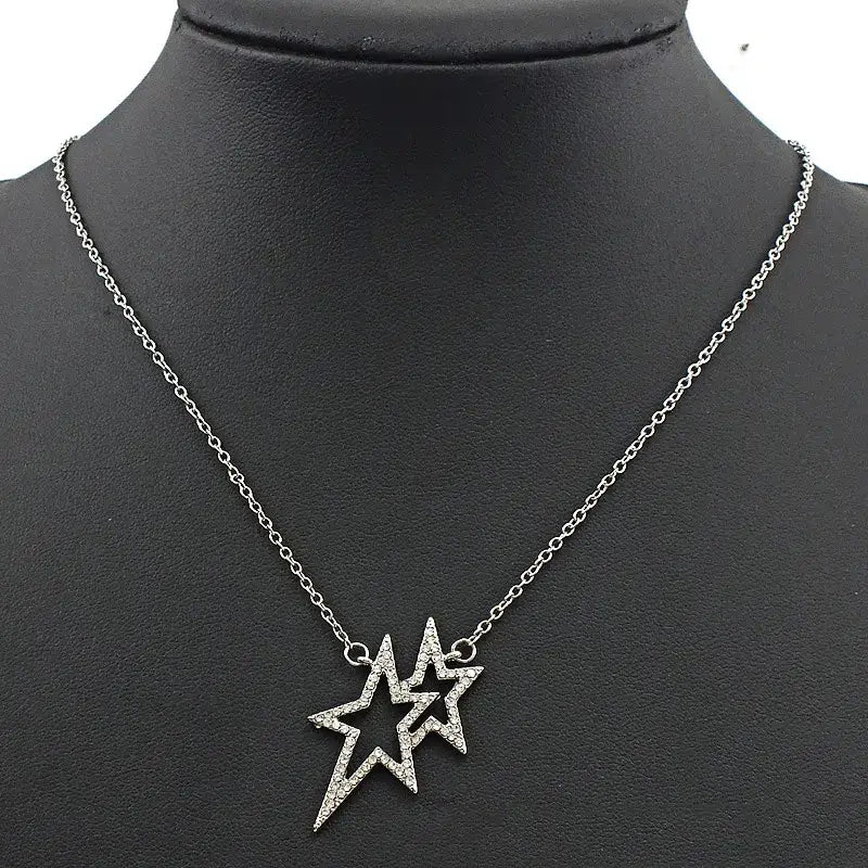 Y2k star pendant necklace with intricate design in zinc alloy - necklaces