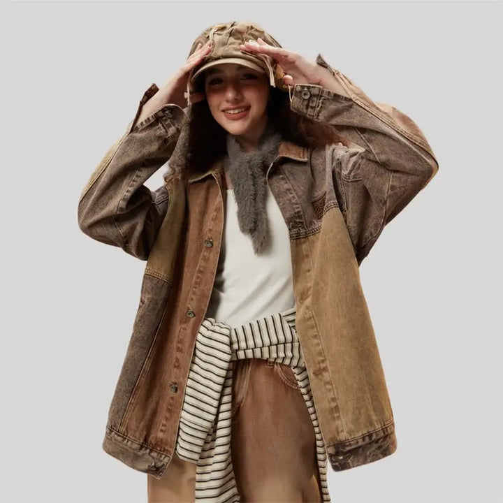 Chic coffee denim jacket with timeless camouflage stitching - m