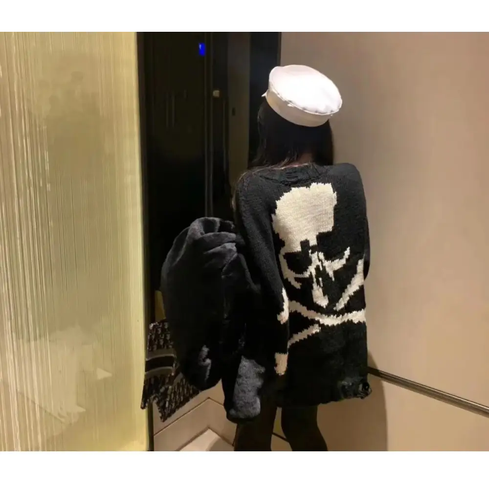 Y2k polyester skull sweatshirt