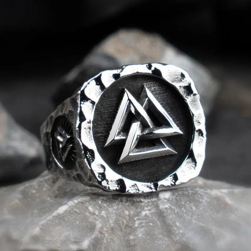 Vintage y2k titanium steel ring with unique charm and details - rings