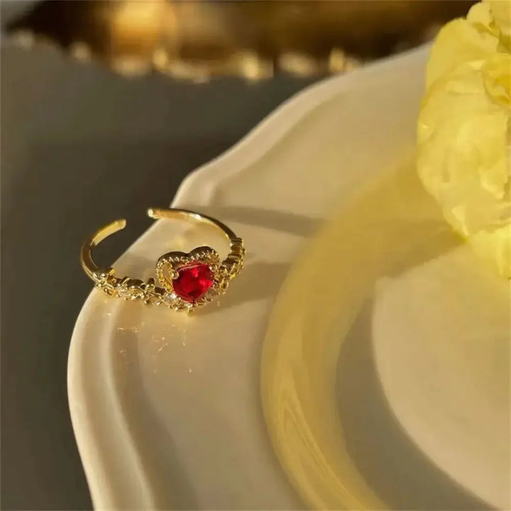 Vintage red crystal gemstone heart ring in zinc alloy - rings
