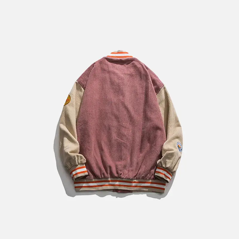 une veste pink avec une bande blanche et orange dans le dos