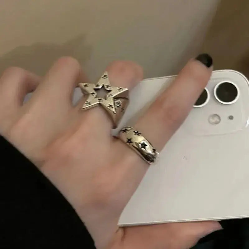 Bold star shaped rings made from durable zinc alloy