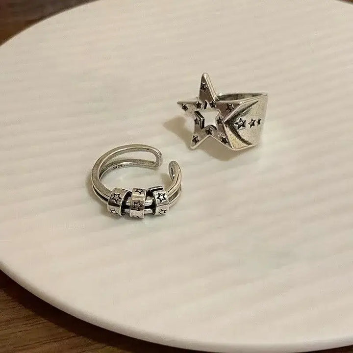 Bold star shaped rings made from durable zinc alloy
