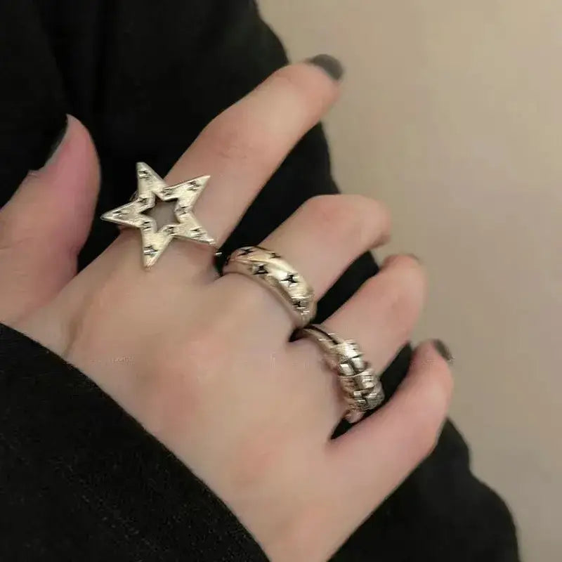 Bold star shaped rings made from durable zinc alloy