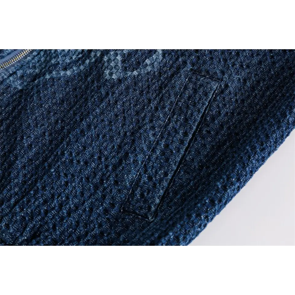 Vintage y2k windbreaker jacket in bluee for stylish outerwear