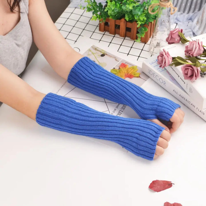 Y2k knitted half finger mittens in plain acrylic for stylish warmth - blue / 30 cm