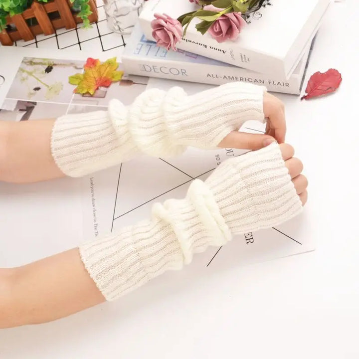 Y2k knitted half finger mittens in plain acrylic for stylish warmth