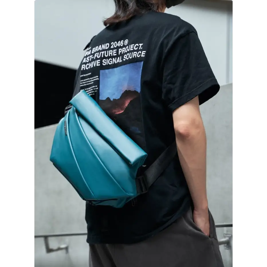 Durable oxford crossbody bag with adjustable straps and interior compartment - cross body bag