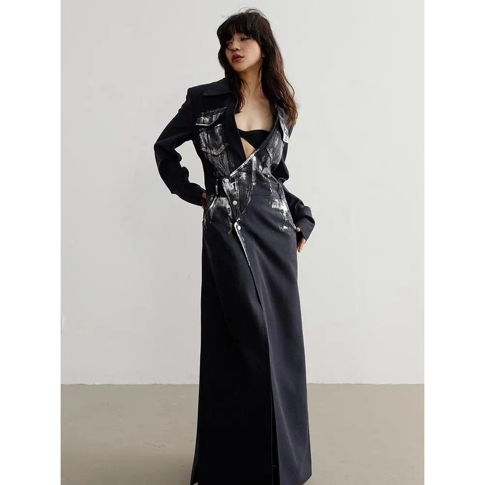 Black maxi skirt blazer with button fastening and invisible split