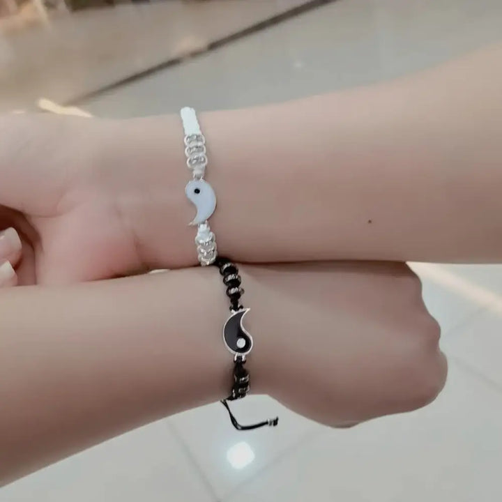 Yin yang y2k couple bracelet for fashion-forward duos - necklace