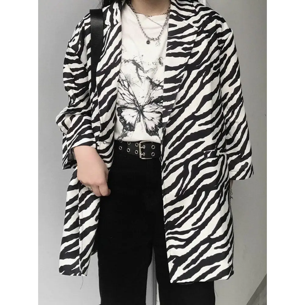 Zebra print long blazer with single button fastening