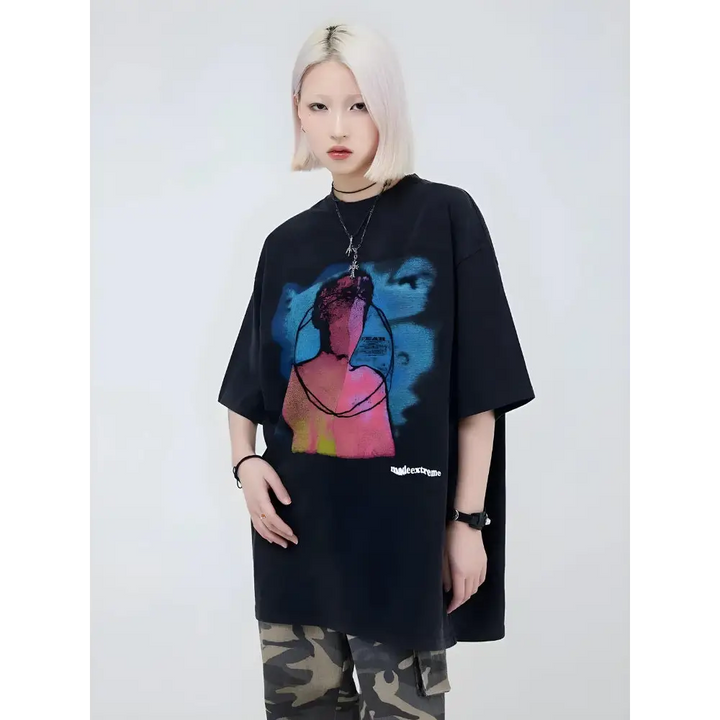 Vibrant y2k abstract design t-shirt for unique style and comfort - black / m - tee