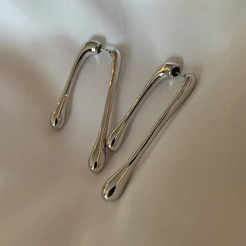 Unique y2k dripping earrings for a creative outfit with jacket - standart / silver - earrings